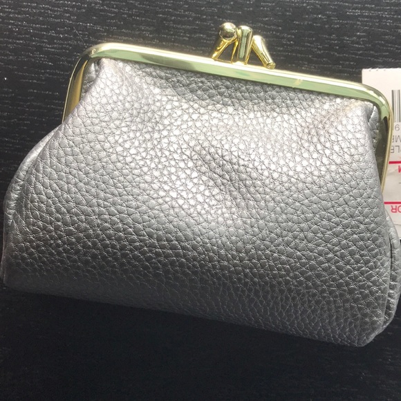 Matching Leather Buxton Bundle FINAL SALE! - Picture 4 of 4